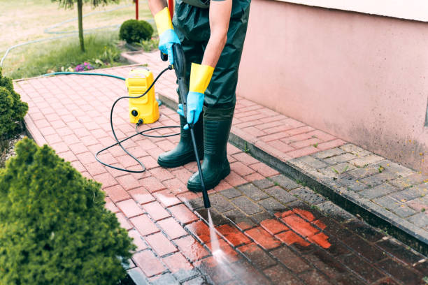 Best Driveway Pressure Washing  in Llano, TX